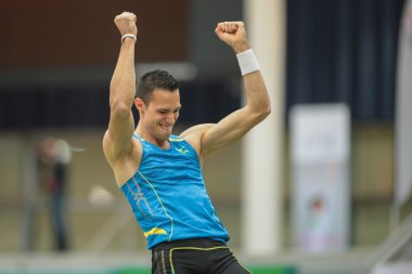 gugl kapalı 2013. Kostas filippidis
