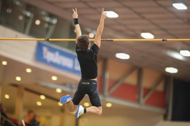 gugl kapalı 2013. Lukas wirth