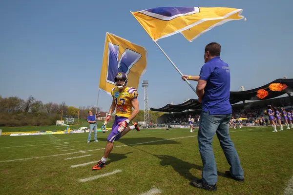 Vikings vs. smoki. WR stefan holzinger — Zdjęcie stockowe