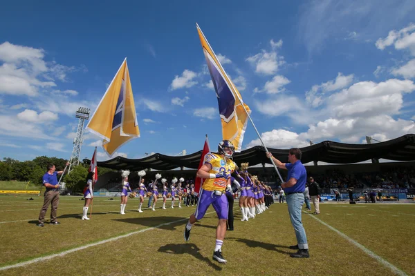 Vikings vs. Golddiggers. Paul Werner — Stock Photo, Image