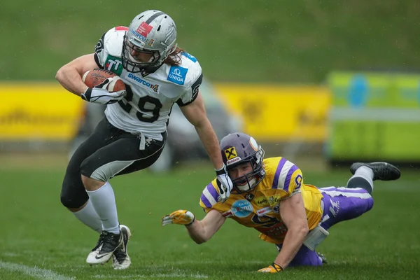 Vikings vs. Raiders — Stock Photo, Image