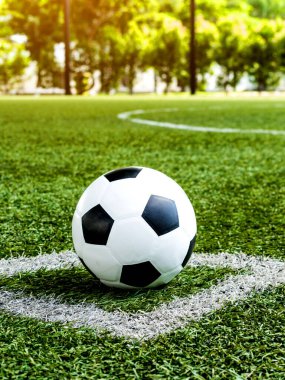 Köşe başında futbol topu ve futbol sahası, futbol sahası, arka plan dokusu