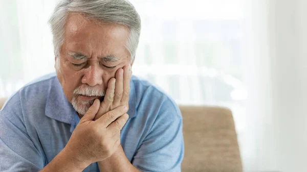 Pacientes Edad Avanzada Asiáticos Dolor Muelas Pacientes Edad Avanzada Concepto — Foto de Stock