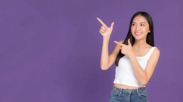 Beautiful Asian Brunette Woman Cute Girl White Tank Top Smiling — ストック写真