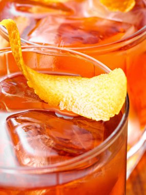 Negroni kokteyl üst görünümü, kapatın..