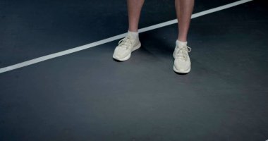 Spor ayakkabıların stüdyo fotoğrafı.
