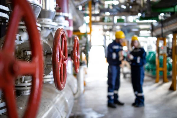 Productie Van Olie Gasraffinaderijen Gasleiding Achtergrondpersoneel — Stockfoto