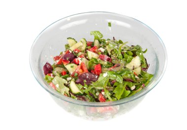 bir büyük cam kase sebze salatası