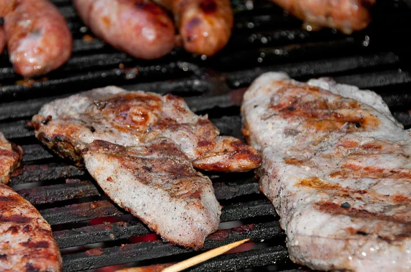 Délicieux steak de porc — Photo