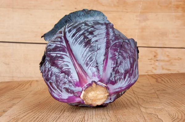 Rotkohl auf dem Tisch — Stockfoto