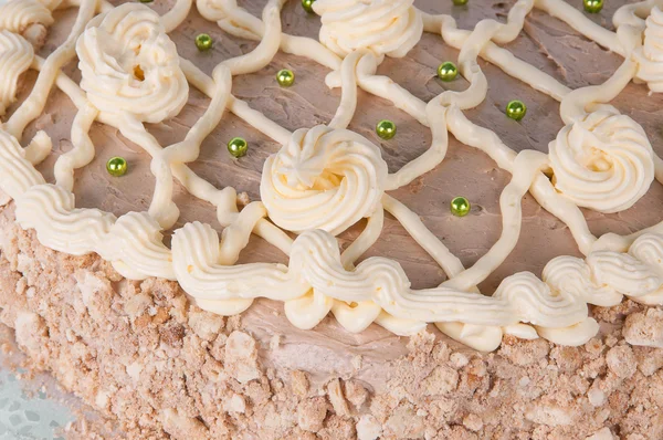 Meringue cake with nuts — Stock Photo, Image
