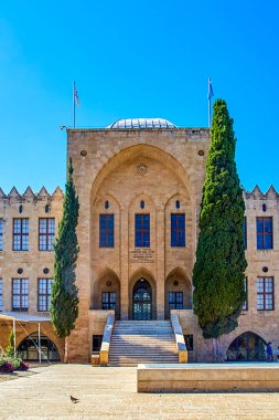 Hayfa, İsrail - 7 Ekim 2021: İsrail Ulusal Bilim, Teknoloji ve Uzay Müzesi 'nin girişi (Madatech olarak da bilinir) Hayfa şehrinde bir bilim ve teknoloji müzesidir.