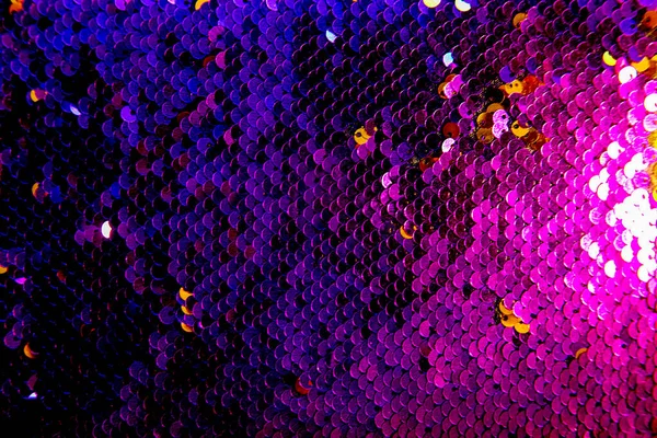 Işık efektli kıpkırmızı pulların arkaplanı