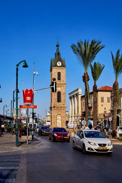 Tel Aviv Izrael Listopada 2021 Zajęty Ruch Samochodów Osób Placu — Zdjęcie stockowe