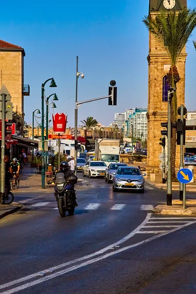 Tel Aviv Izrael Listopada 2021 Zajęty Ruch Samochodów Osób Placu — Zdjęcie stockowe