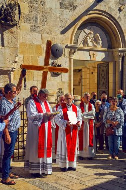 Kudüs, İsrail-23 Kasım 2021: Via Dolorosa 'daki Dördüncü Haç İstasyonu yakınlarındaki Piskoposluk Piskoposluğu Piskoposluğu, geleneklere göre İsa' nın annesi Mary ile buluştuğu yer.