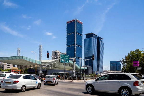 Tel Aviv Israele Giugno 2021 Grattacieli Stazione Ferroviaria Hashalom — Foto Stock