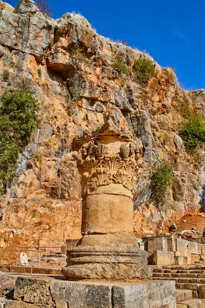 Utsikt Över Den Korintiska Huvudstaden Och Templet Romersk Helgedom Som — Stockfoto