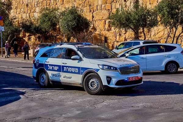 Єрусалим Ізраїль Листопада 2021 Року Поліцейська Машина Вулиці Єрусалима Сонячний — стокове фото