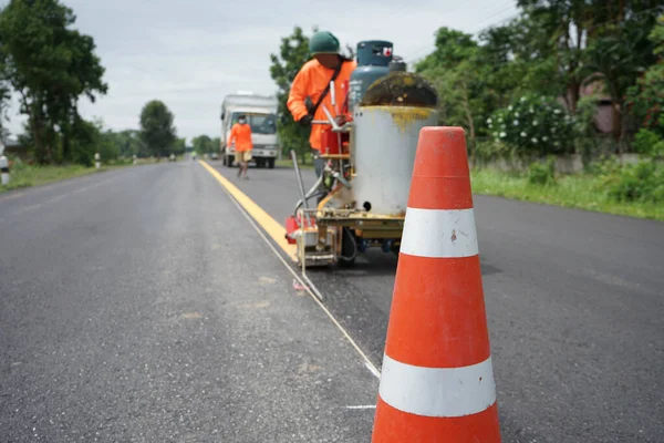 Imagen Borrosa Línea Tráfico Amarillo Carretera Pavimentada — Foto de Stock