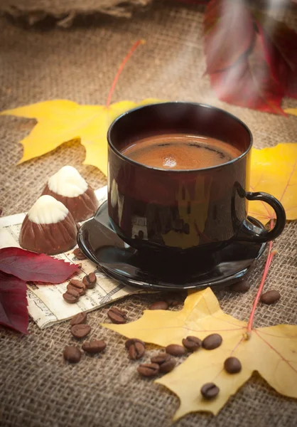 Herbst-Tasse Kaffee — Stockfoto