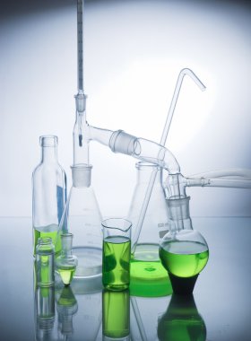 üzerine beyaz Laboratuar kapkacakları