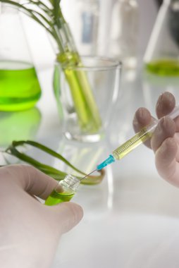 tüp izole mavi sıvı ile