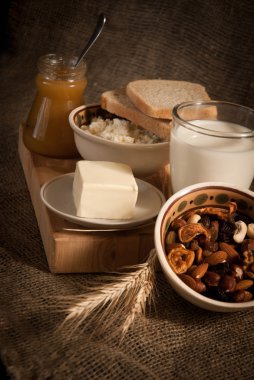 sağlıklı yemek ile ekmek, tahıl