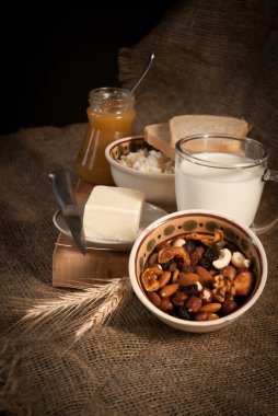 sağlıklı yemek ile ekmek, tahıl