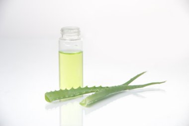 tüp izole mavi sıvı ile