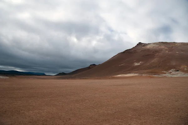 Islândia - Campo de alta temperatura Namaskard no Lago Myvatn — Fotografia de Stock