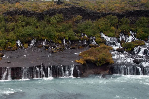 Islândia - Ocidente - Hraunfossar — Fotografia de Stock