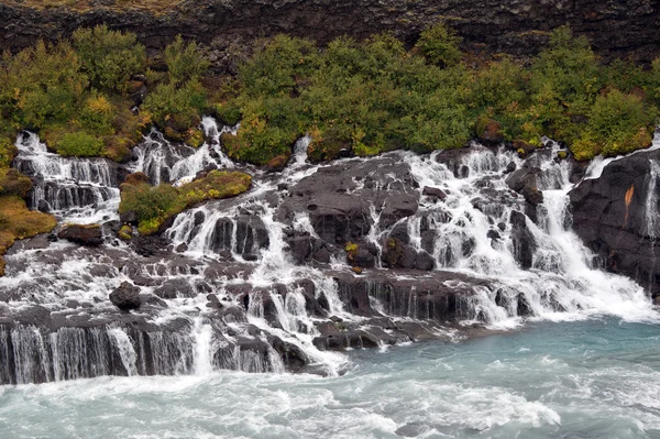 IJsland - de west - hraunfossar — Stockfoto