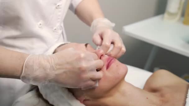 Portrait of moisturizing mask for medical design. Woman skin procedure. Natural — Αρχείο Βίντεο