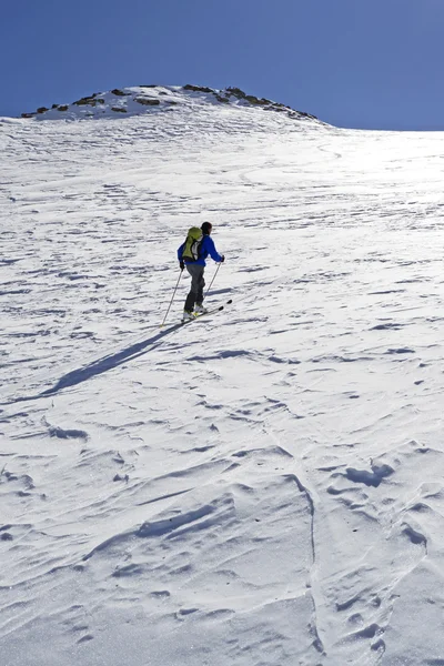 Oplopend naar de top — Stockfoto