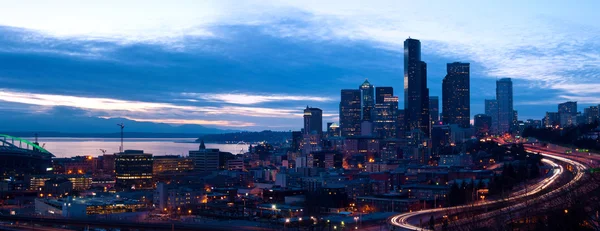 Seattle downtown panorama in the night — Stok fotoğraf