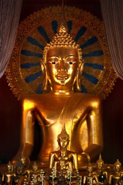 Grand buddha heykeli