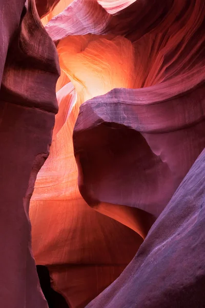 美国亚利桑那州纳瓦霍预订区的下羚羊峡谷 — 图库照片