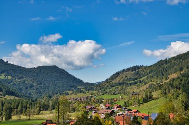 Bavyera ve Avusturya 'daki güzel alp manzarası