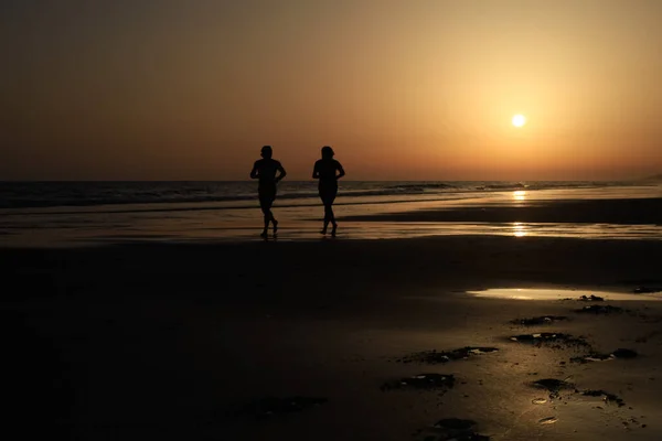 Long Shot Two Runners Great Spanish Beach Sunset — Stock Photo, Image