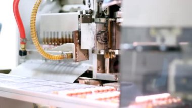 Robotik Kol - ampul paketleme hattı