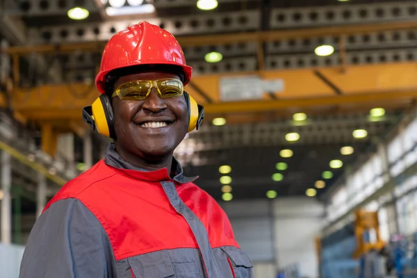 Smiling Young African American Worker Personal Protective Equipment Looking Camera — Stock Photo, Image