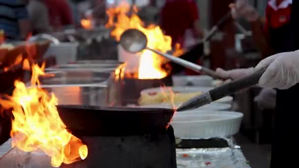 Chef Cooking Stir Fried Dish Flaming Pan Chef Flambe Cooking — Stock Video