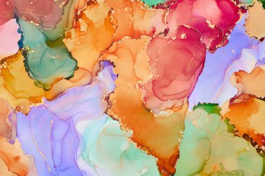 Şeffaf renk akımları, yılan gibi kıvrılan metalik girdaplar ve köpüklü renk spreyleri bu serbest akan dokuların manzarasını şekillendirir. Alkol mürekkebi tekniğindeki doğal lüks, akışkan sanat resimleri.