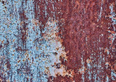 Karanlık arka planda soyut yakın plan. Tasarım elemanı. Grunge metal arka planı, paslı çelik dokusu. Duvarda çizikler var. Eski kirli yüzey. Metal rengi.