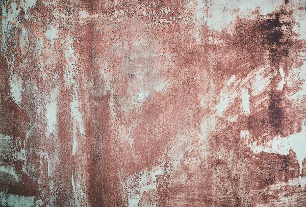 Karanlık arka planda soyut yakın plan. Tasarım elemanı. Grunge metal arka planı, paslı çelik dokusu. Duvarda çizikler var. Eski kirli yüzey. Metal rengi.