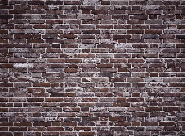 Klasik tuğla duvar, her amaç için harika bir tasarım. Arkaplan dokusu eski. Grunge şehir arkaplanı. Çatlak yüzey grunge dokusu. Kırmızı tuğla duvar. Kirli eski yüzey.
