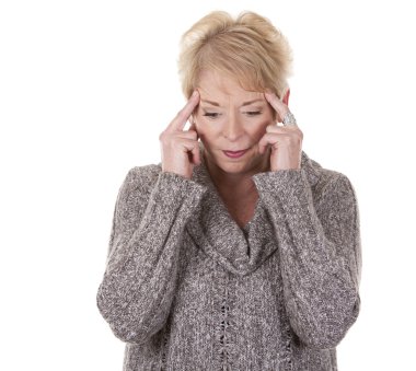 Başı ağrıyan kadın