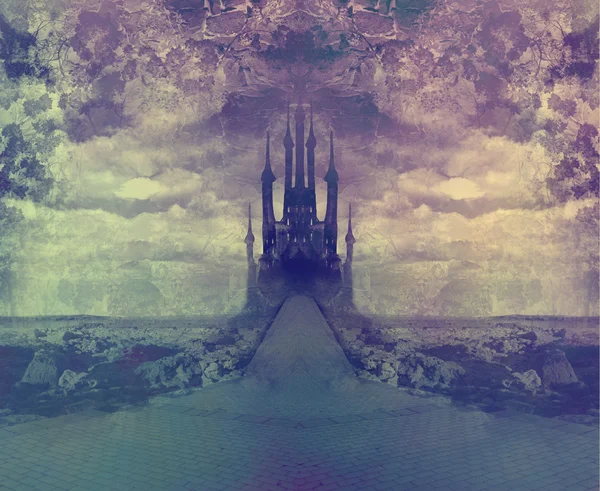 Geceleri eski şatonun manzarası