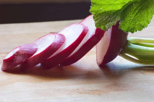 Side view of sliced red radish — Stock Photo, Image